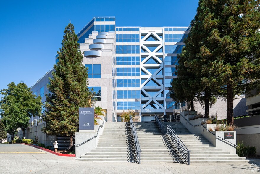 2121 N California Blvd, Walnut Creek, CA à louer - Photo de l’immeuble – Image 3 sur 40