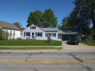 Plus de détails pour 24525 Sherborne Rd, Bedford Heights, OH - Spécialisé à vendre