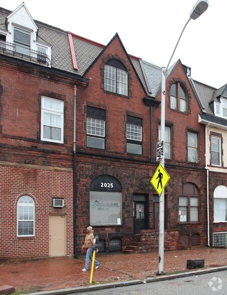 2025 Maryland Ave, Baltimore, MD à vendre - Photo de l’immeuble – Image 2 sur 11