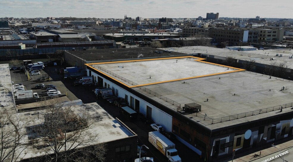 134 Morgan Ave, Brooklyn, NY à louer - Photo de l’immeuble – Image 2 sur 4