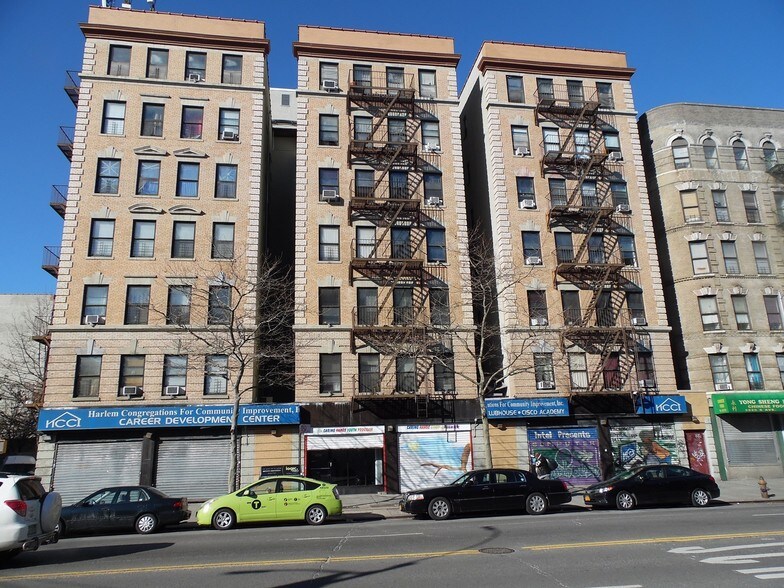 2821-2823 Frederick Douglas Blvd, New York, NY à louer - Photo de l’immeuble – Image 3 sur 9