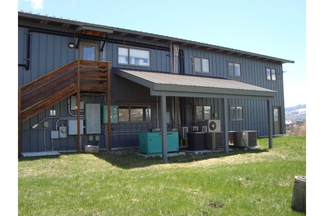 3545 S Park Dr, Jackson, WY à louer - Photo de l’immeuble – Image 2 sur 2