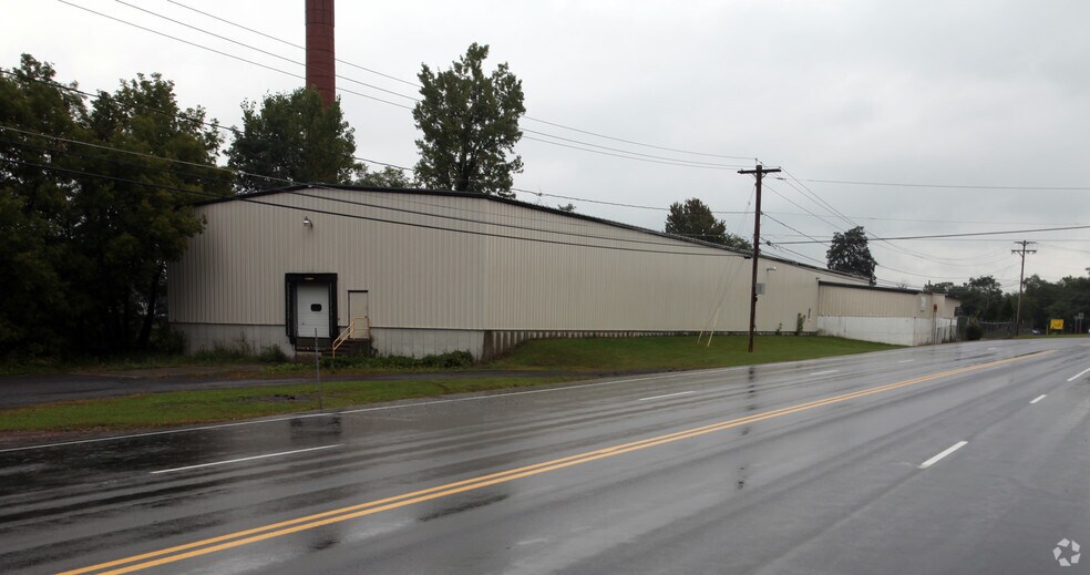 19441 State Route 12F, Brownville, NY à vendre - Photo de l’immeuble – Image 3 sur 3