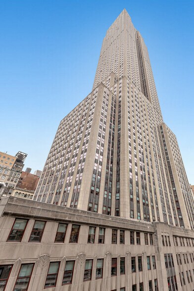 20-28 W 33rd St, New York, NY à louer - Photo de l’immeuble – Image 2 sur 5