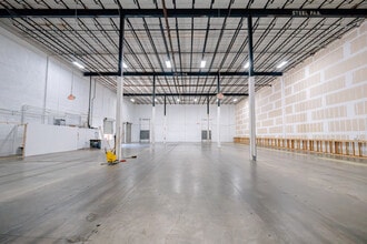 6001 Powerline Rd, Fort Lauderdale, FL à louer Photo intérieure– Image 2 sur 3