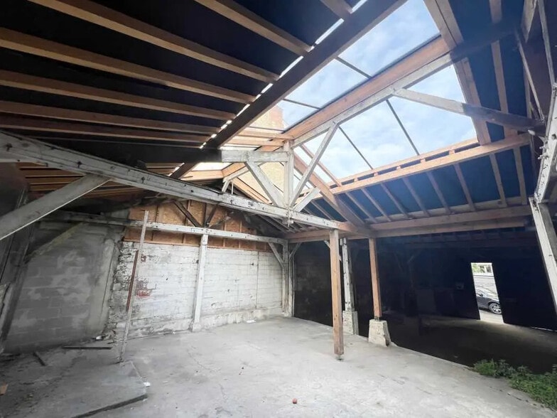 Bureau dans Les Lilas à vendre - Photo de l’immeuble – Image 2 sur 2