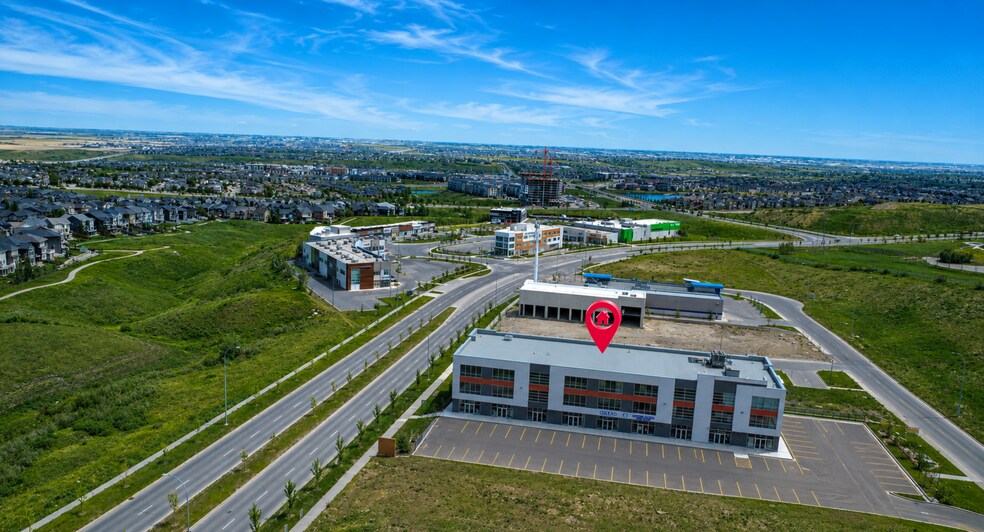 198 Nolanridge Cres NW, Calgary, AB à vendre - Photo de l’immeuble – Image 3 sur 17
