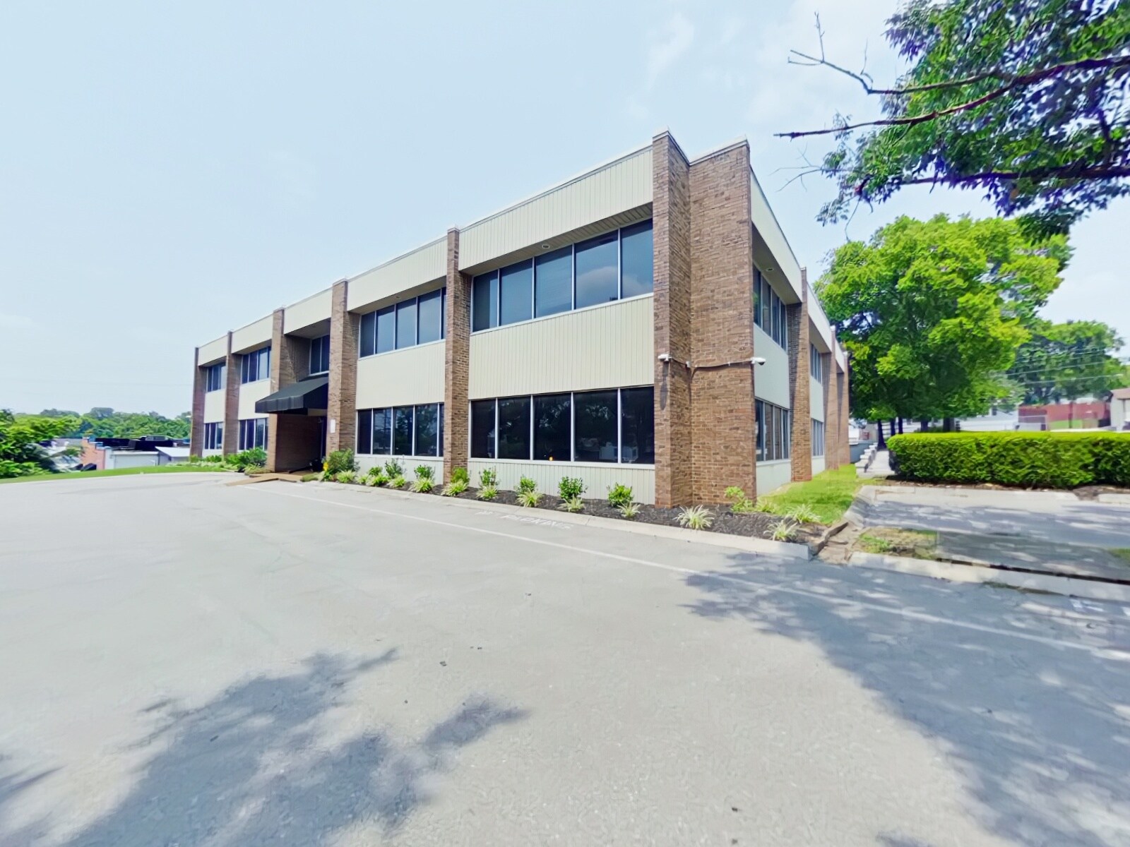 113 Cumberland Ave, Madison, TN à vendre Photo principale– Image 1 sur 15