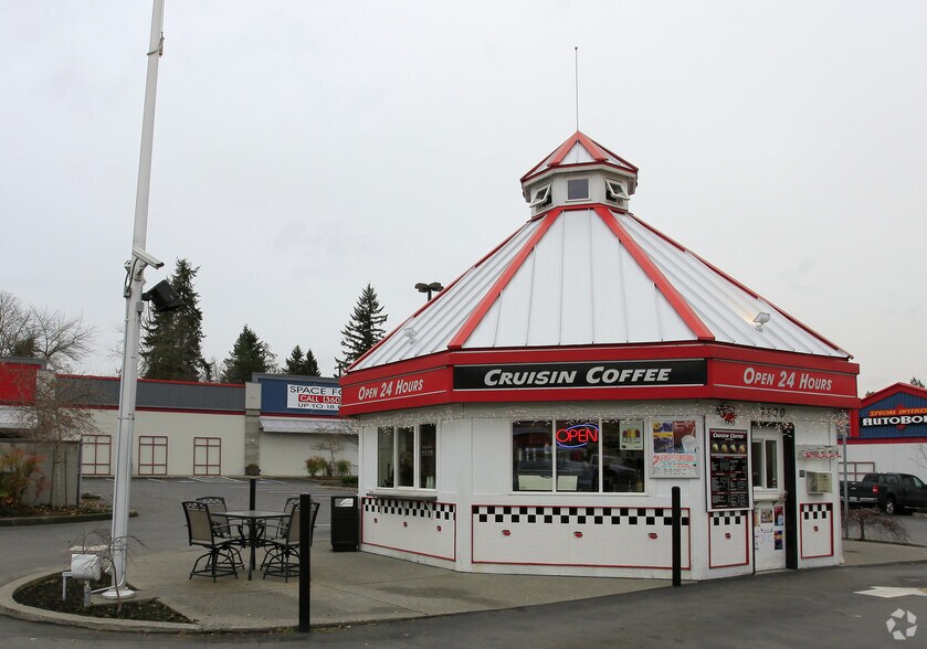 6500 Evergreen Way, Everett, WA à louer - Photo de l’immeuble – Image 2 sur 4