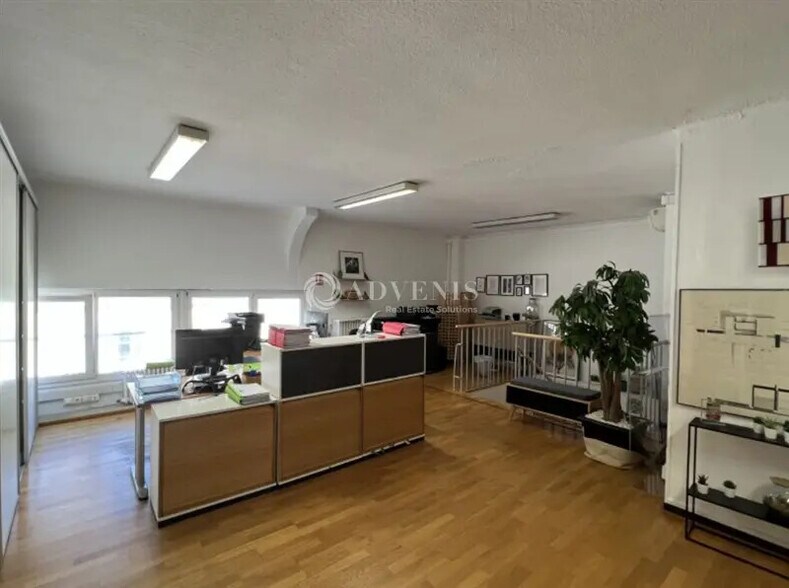 Bureau dans Lyon à louer - Photo de l’immeuble – Image 3 sur 13