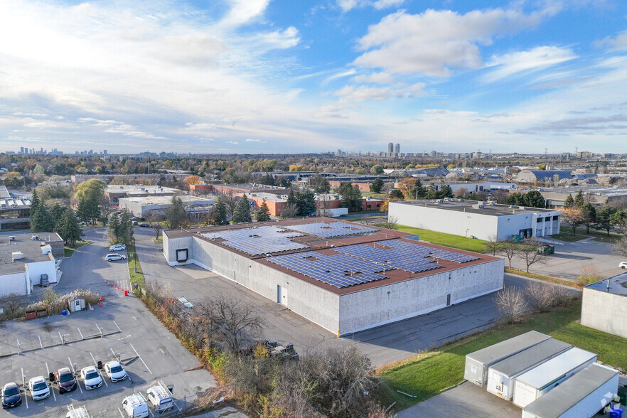 40 Nolan Ct, Markham, ON à vendre - Photo de l’immeuble – Image 2 sur 3