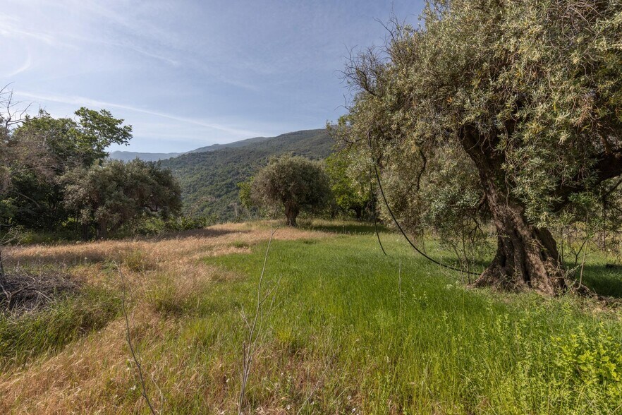 Calle Maitena, 29, Güéjar Sierra, Granada à vendre - Photo de l’immeuble – Image 2 sur 26