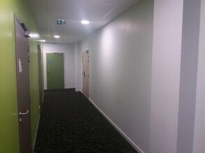 Bureau dans Échirolles à vendre Photo de l’immeuble– Image 2 sur 2