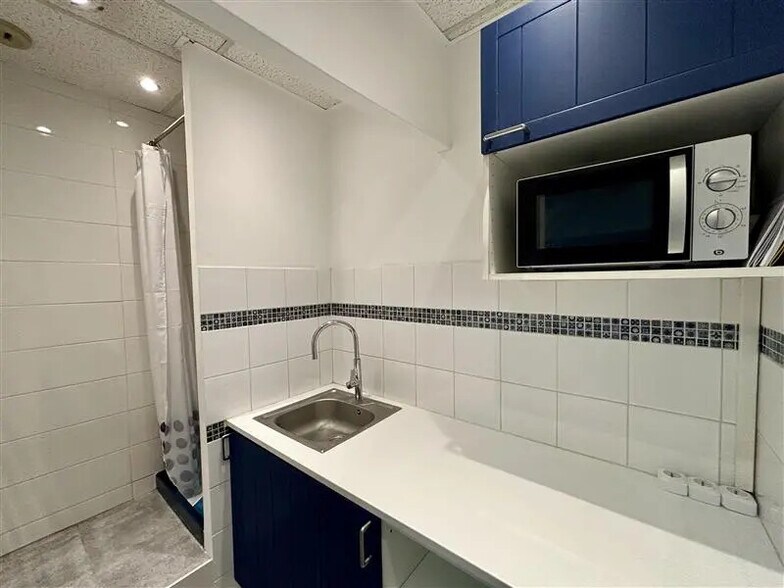 Bureau dans Paris à louer - Photo de l’immeuble – Image 3 sur 7