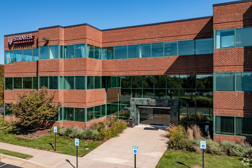 45150 Russell Branch Pky, Ashburn, VA à louer - Photo de l’immeuble – Image 3 sur 7