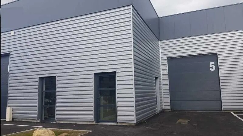 Bureau dans VILLENAVE-D'ORNON à louer - Photo de l’immeuble – Image 2 sur 8