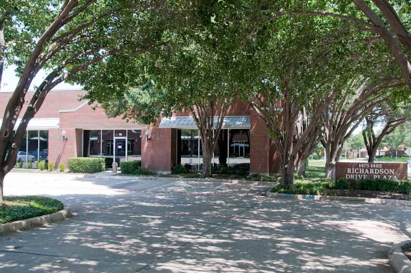 1485 Richardson Dr, Richardson, TX à louer - Photo de l’immeuble – Image 3 sur 12