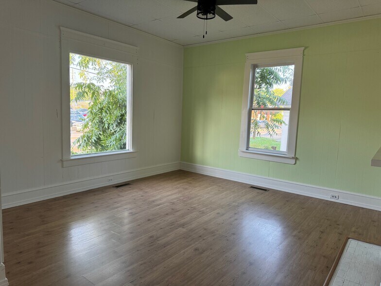 103 Temple Ave, Newnan, GA à vendre - Photo de l’immeuble – Image 2 sur 15