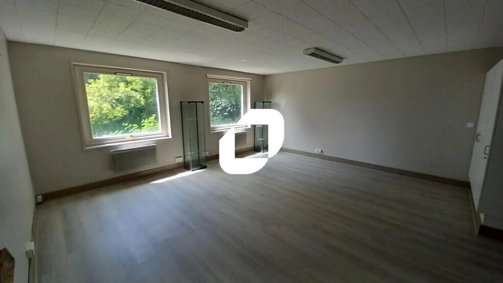 Bureau dans VILLENEUVE-D'ASCQ à vendre - Photo de l’immeuble – Image 1 sur 10