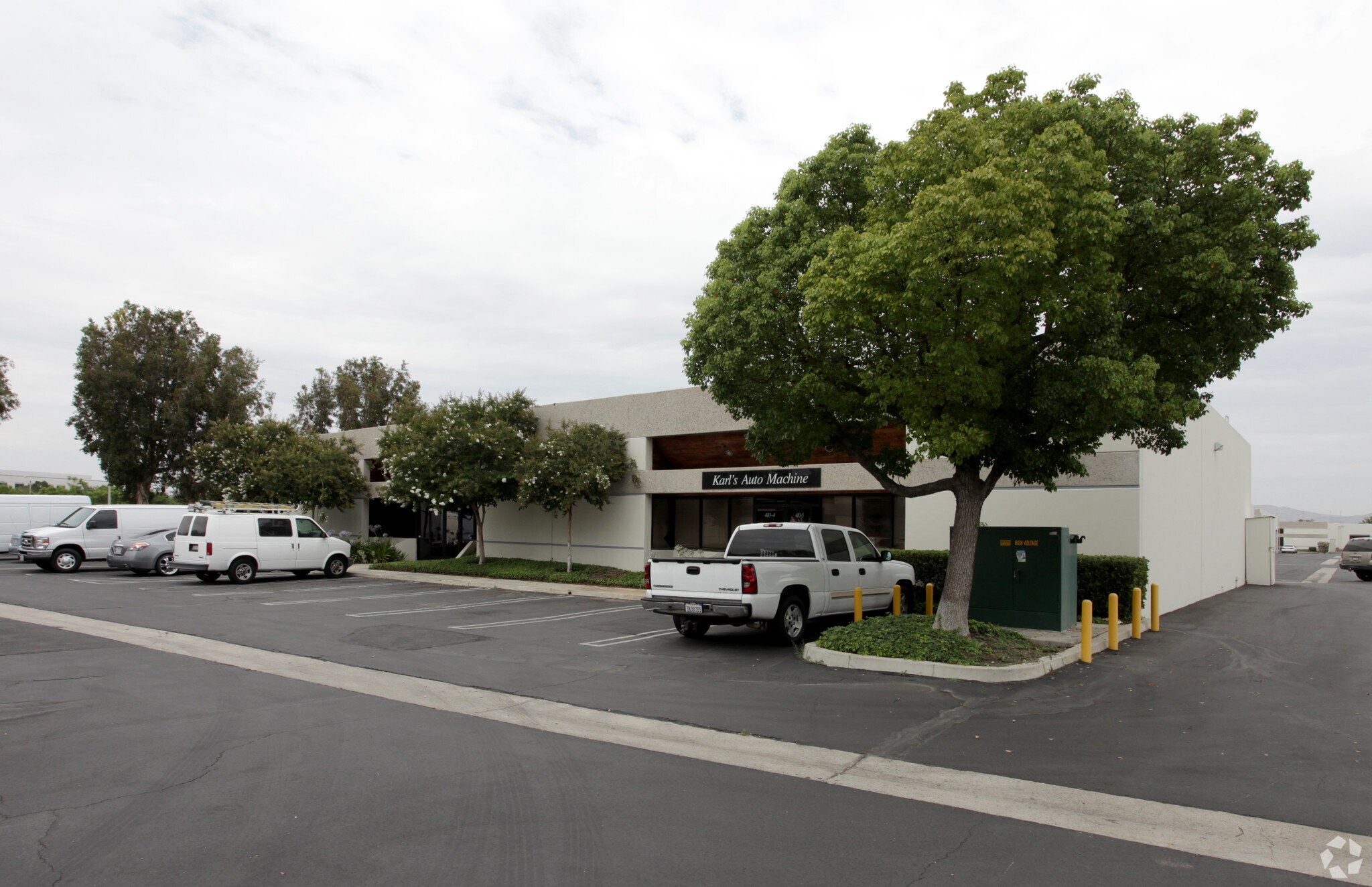 410 Princeland Ct, Corona, CA à louer Photo principale– Image 1 sur 10
