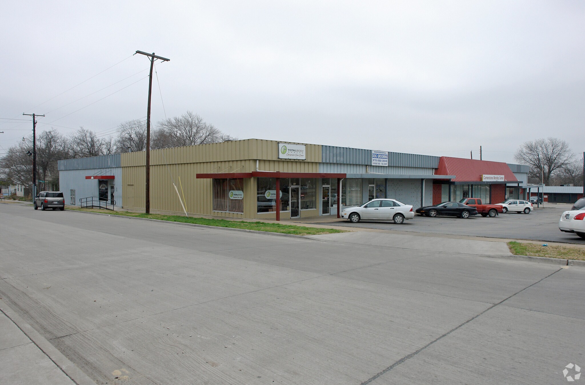 490 N Kentucky St, McKinney, TX à louer Photo principale– Image 1 sur 14