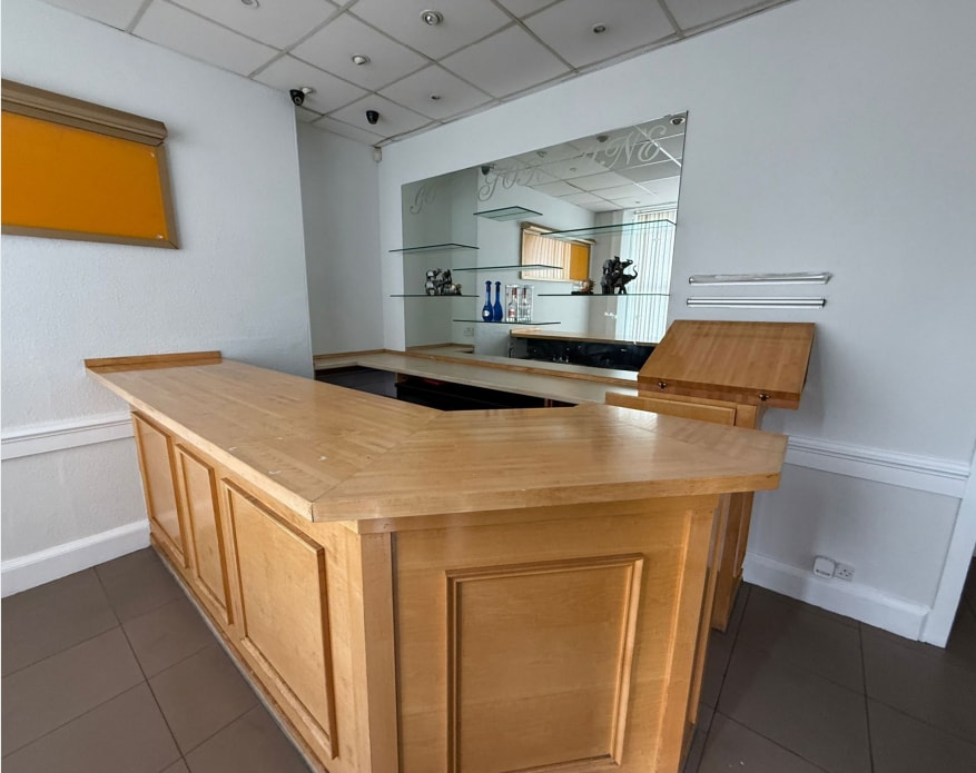 12-16 Hopetoun Rd, South Queensferry, WLN EH30 9RA - Lot 10-12 -  - Photo intérieure - Image 1 of 4