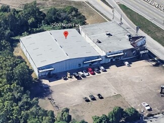 Plus de détails pour 2500 North Fwy, Houston, TX - Industriel/Logistique à louer