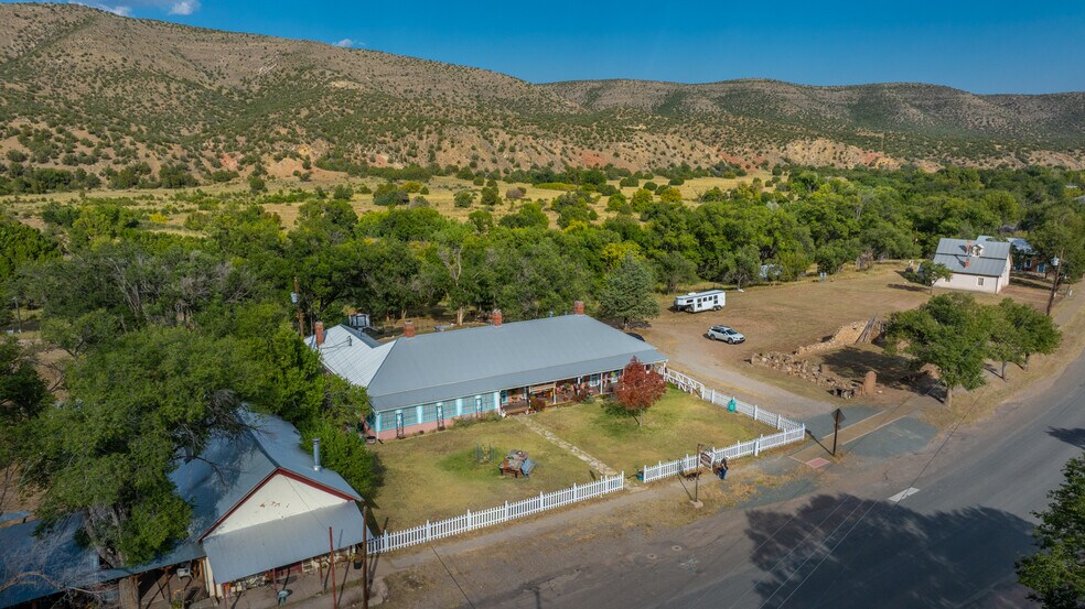 585 Calle La Placita, Lincoln, NM à vendre - Photo de l’immeuble – Image 2 sur 34