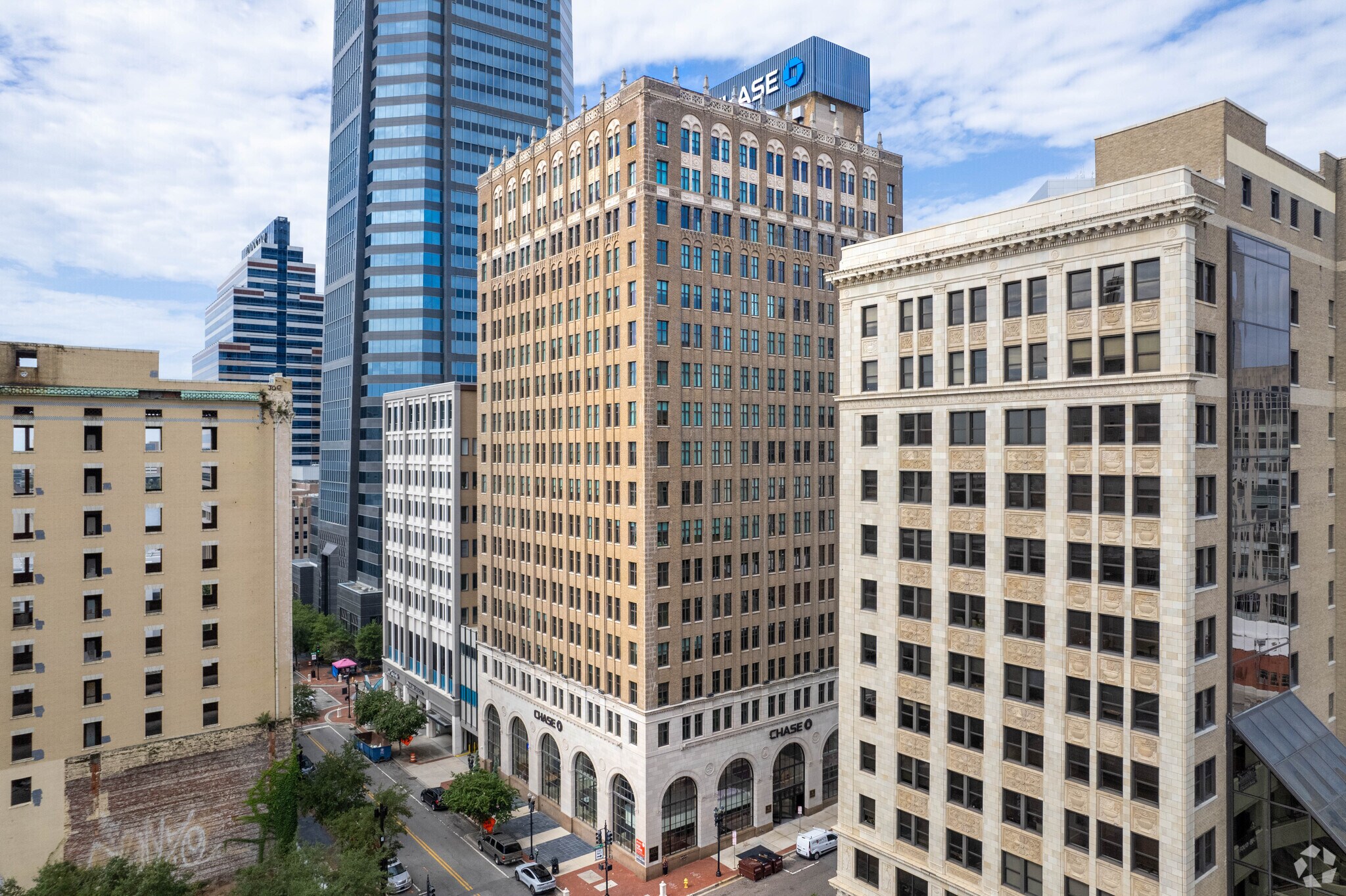 112 W Adams St, Jacksonville, FL à louer Photo de l’immeuble– Image 1 sur 17