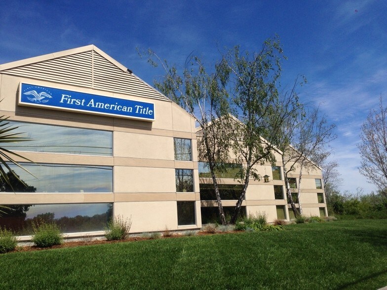 105 Morris St, Sebastopol, CA à louer - Photo de l’immeuble – Image 1 sur 6