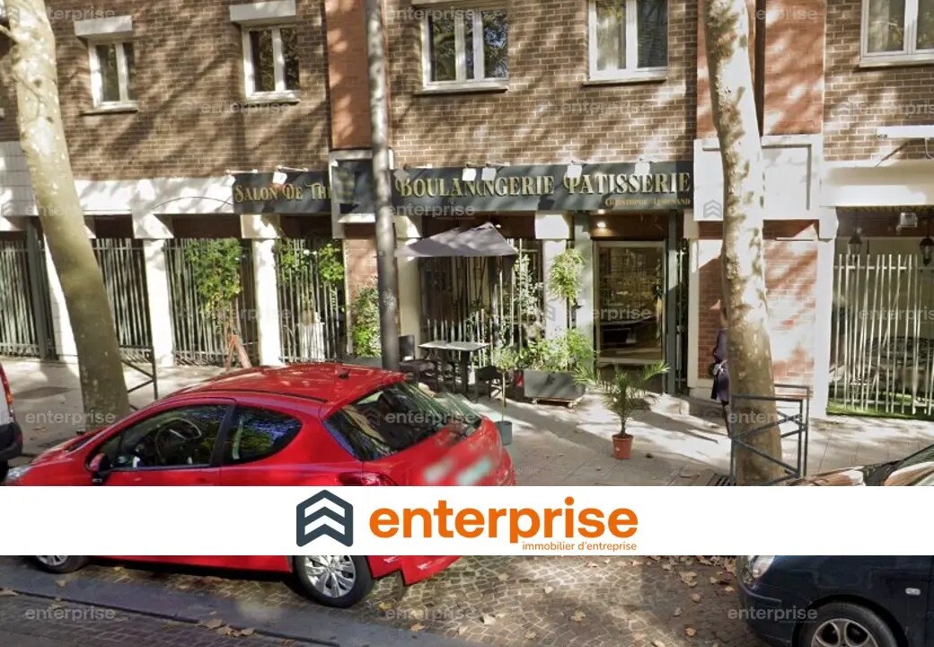 Local commercial dans Roubaix à louer Photo principale– Image 1 sur 2