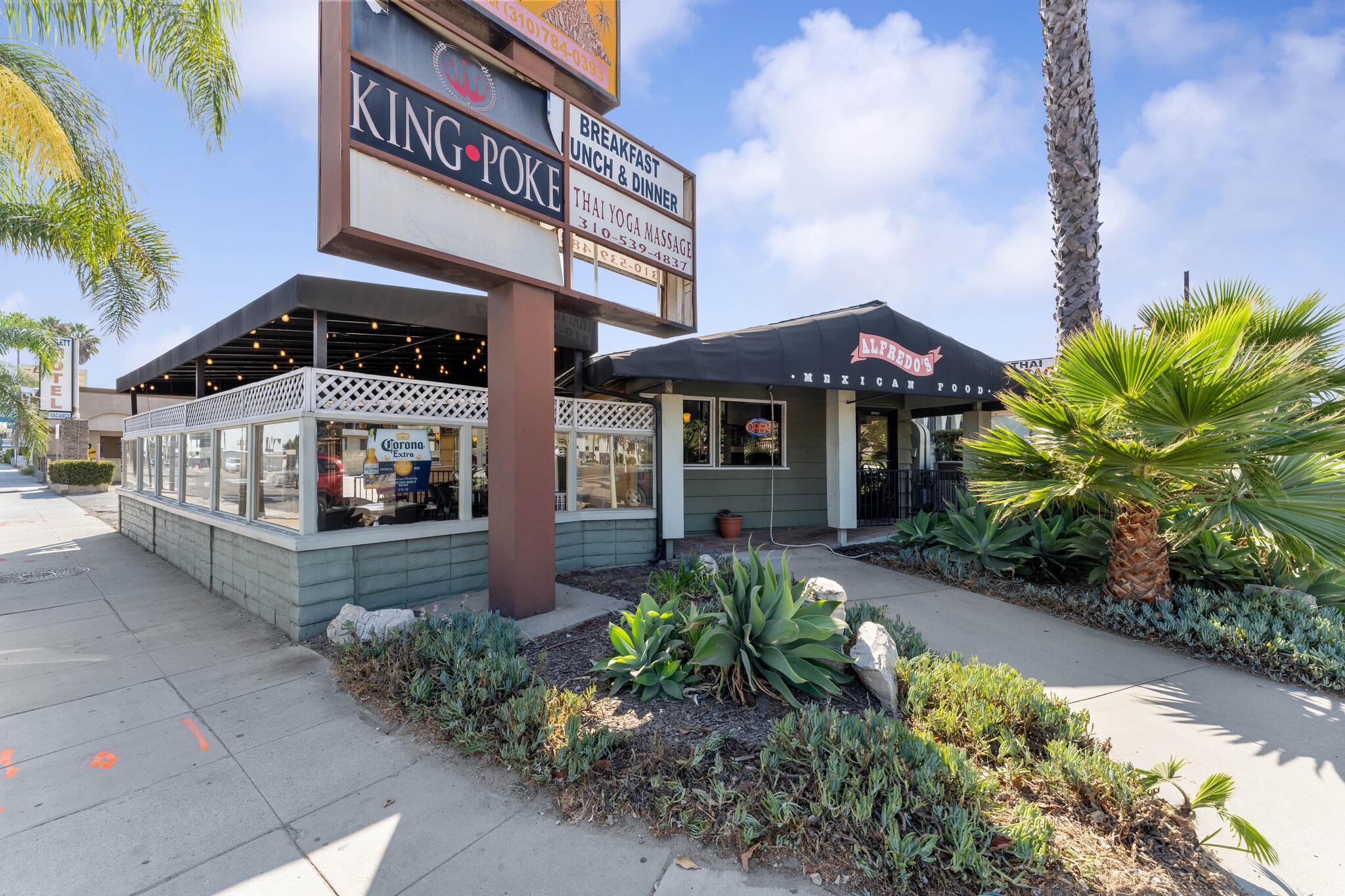 2366-2376 Pacific Coast Hwy, Lomita, CA à vendre Photo de l’immeuble– Image 1 sur 42