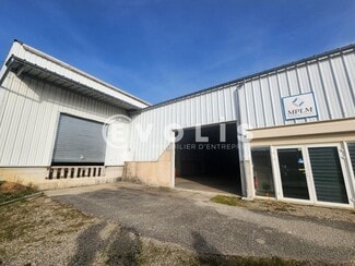Plus de détails pour 420 Route De Bougé, Sonnay - Local d'activités à louer