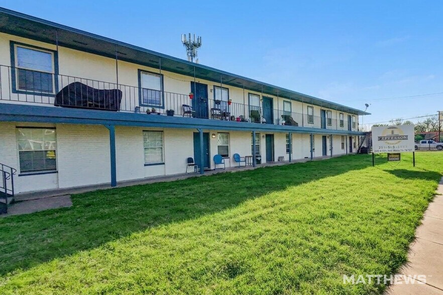 925 N 26th St, Waco, TX à vendre - Photo principale – Image 1 sur 3
