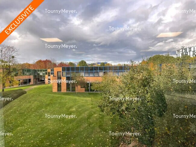 Plus de détails pour Bureau à louer