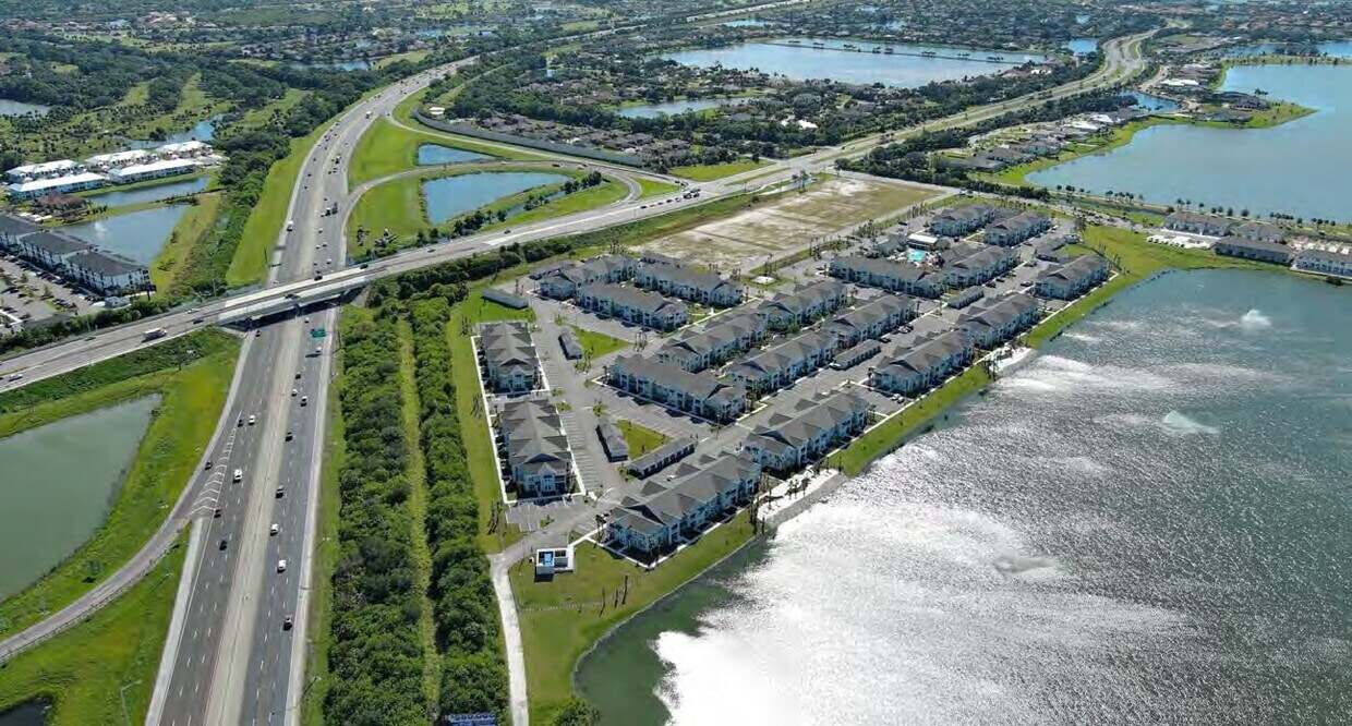 4125 Fiske Ln, Rockledge, FL à louer Photo intérieure– Image 1 sur 6