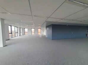 1-6 Rue Du Cottage Tolbiac, Chevilly-Larue à louer Photo intérieure– Image 2 sur 3