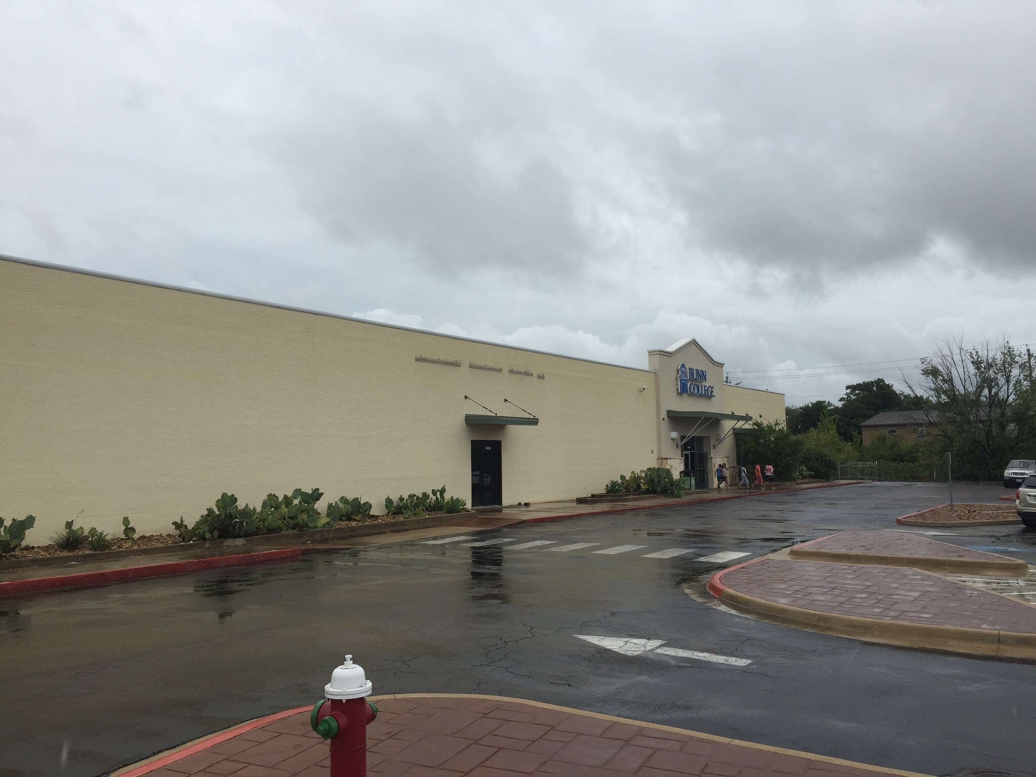 3125 S Texas Ave, Bryan, TX à louer Photo principale– Image 1 sur 17