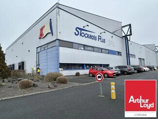 Plus de détails pour Local d'activités à louer