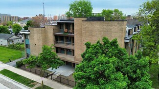 Plus de détails pour 2125 W Kilbourn Ave, Milwaukee, WI - Logement à vendre