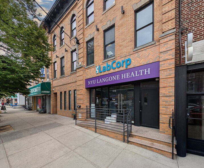 7316 13th Ave, Brooklyn, NY à vendre - Photo de l’immeuble – Image 2 sur 31