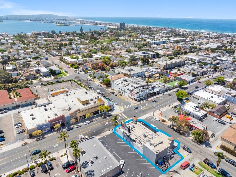 1200 Garnet Ave, San Diego, CA à vendre - Photo de l’immeuble – Image 3 sur 12