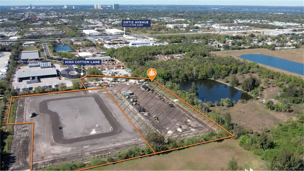 9039 High Cotton Ln, Fort Myers, FL à louer - Photo de l’immeuble – Image 3 sur 5