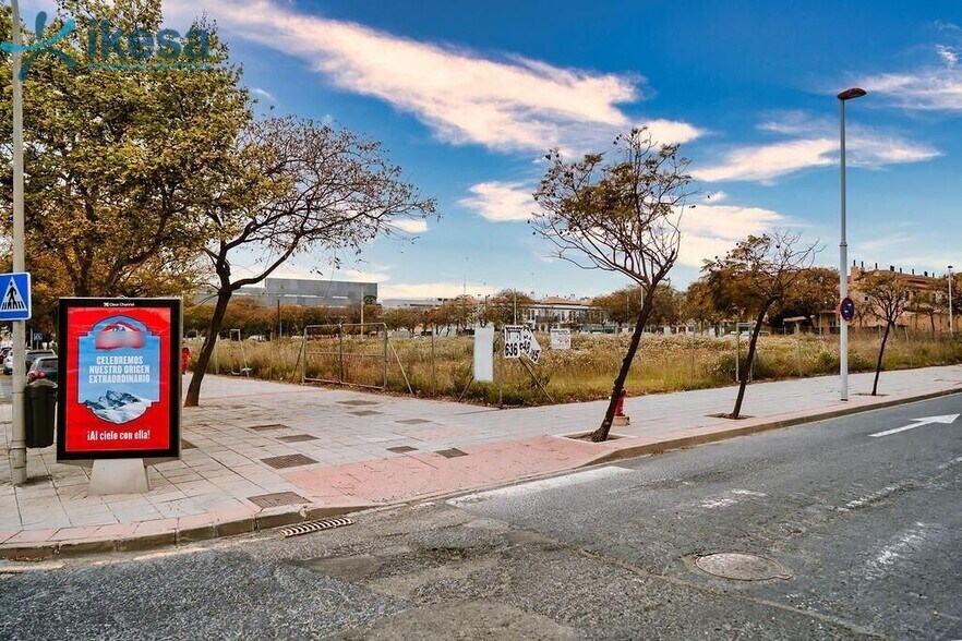 Terrain dans Huelva, Huelva à vendre - Photo de l’immeuble – Image 2 sur 16