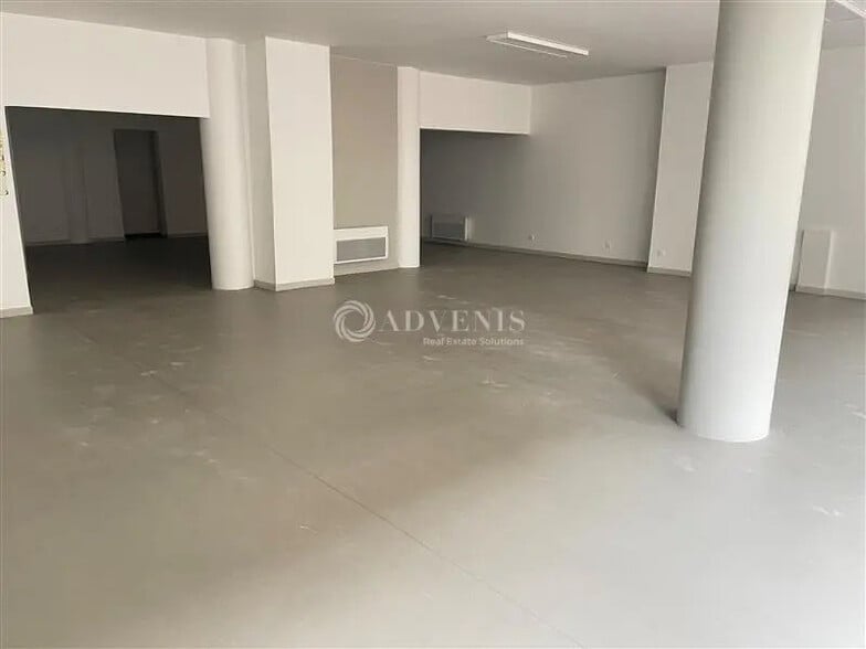 Local commercial dans Le Mans à vendre - Photo de l’immeuble – Image 3 sur 3