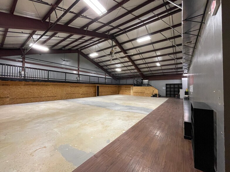 166 N Loop 1604 E, San Antonio, TX à vendre - Photo intérieure – Image 2 sur 23