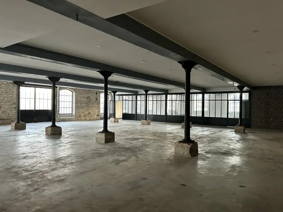 Local d’activités dans Tournus à louer Photo intérieure– Image 1 sur 7