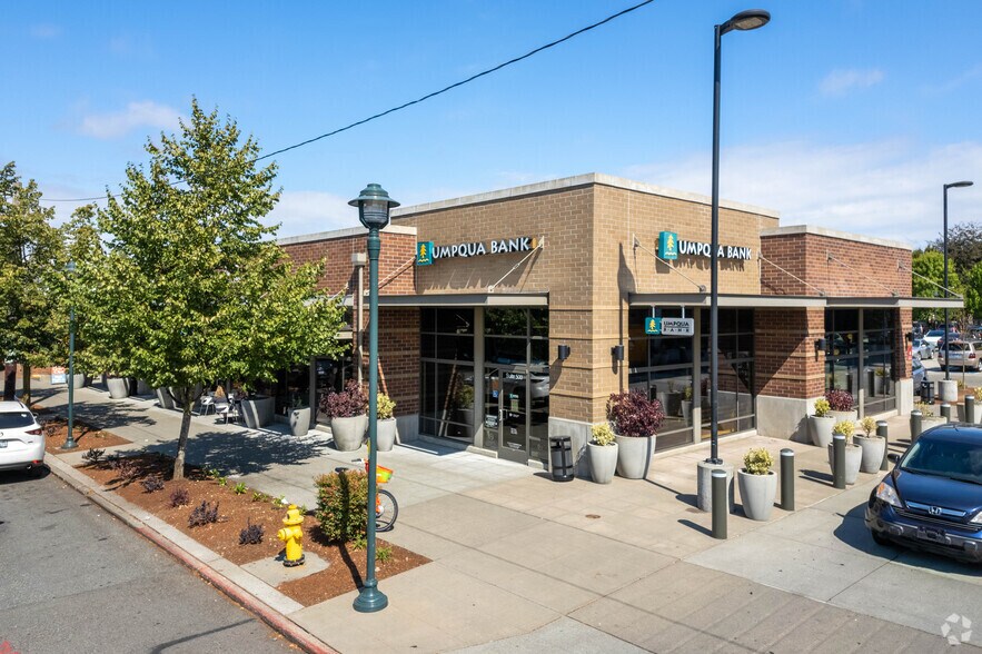 2620 California Ave SW, Seattle, WA à louer - Photo de l’immeuble – Image 2 sur 10