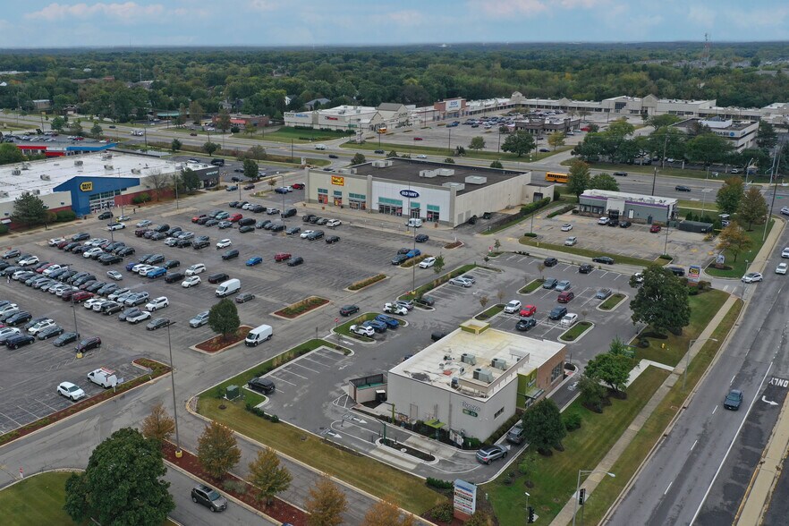 7221-7401 Lemont Rd, Downers Grove, IL à louer - Photo de l’immeuble – Image 1 sur 5