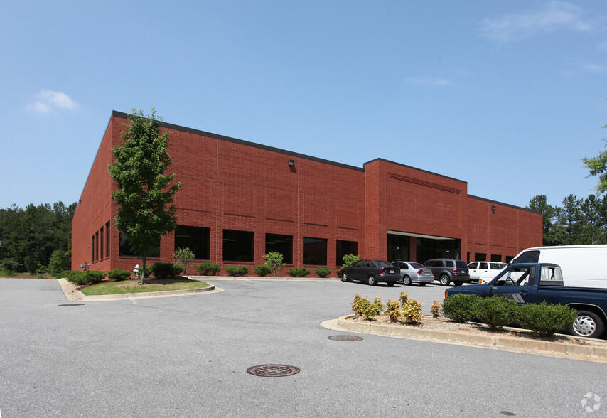 3005 Center Pl, Norcross, GA à louer - Photo principale – Image 1 sur 4